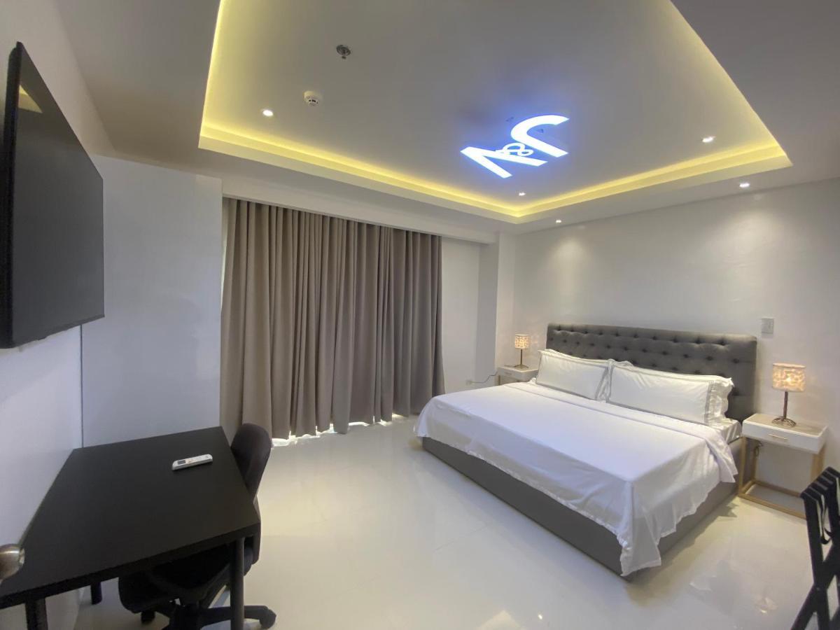 J&V Hotel And Resort Apaleng Buitenkant foto